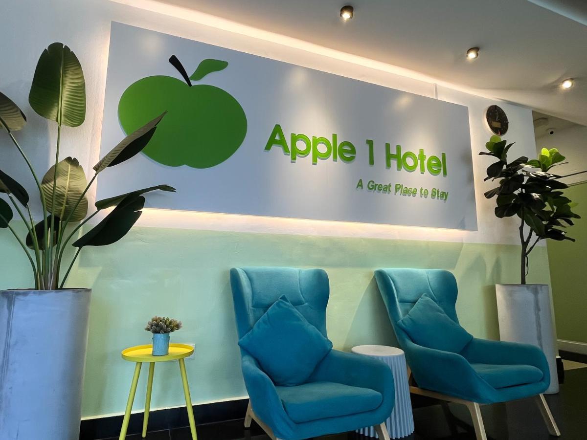 Apple 1 Hotel Queensbay Bayan Lepas Exterior photo