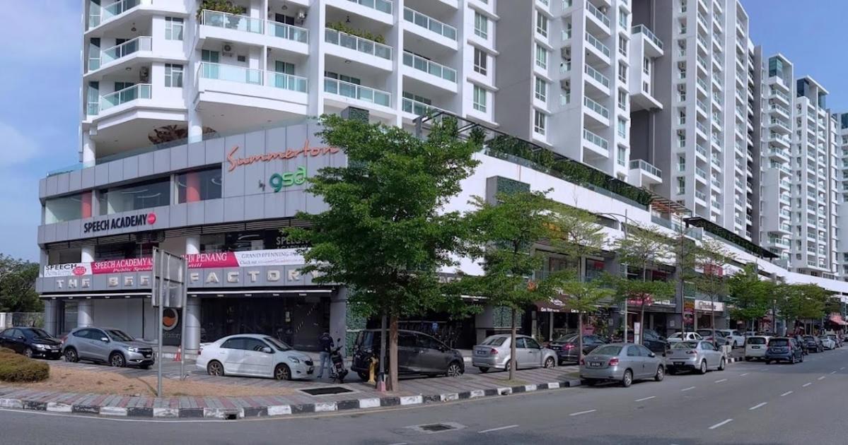 Apple 1 Hotel Queensbay Bayan Lepas Exterior photo
