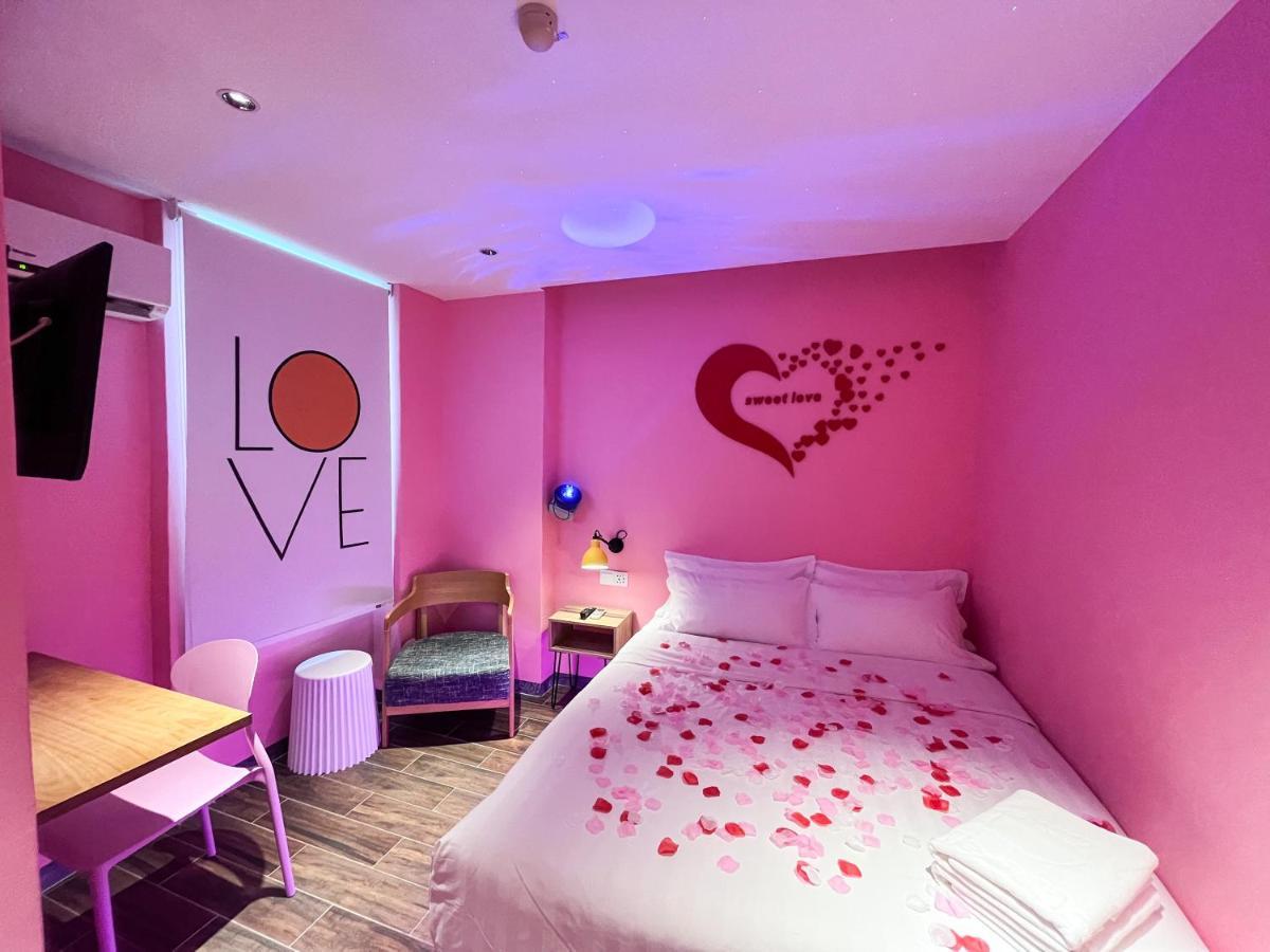 Apple 1 Hotel Queensbay Bayan Lepas Exterior photo